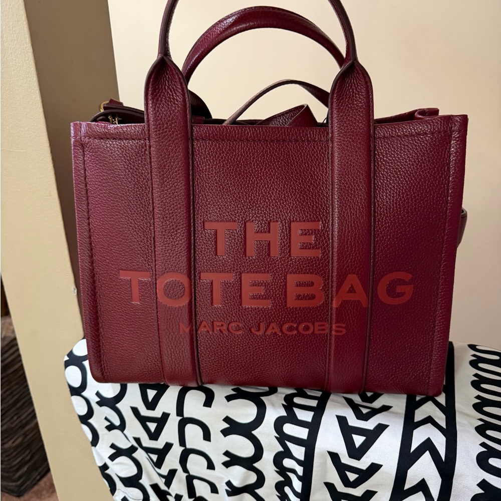 Marc Jacobs Cherry Pebbled Leather Tote with Embossed Branding